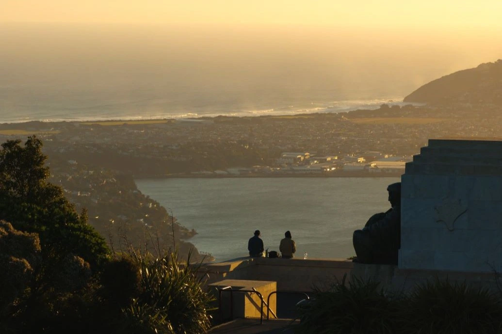 Signal Hill Lookout A couple at Signal Hill Lookout admire a view of the city.