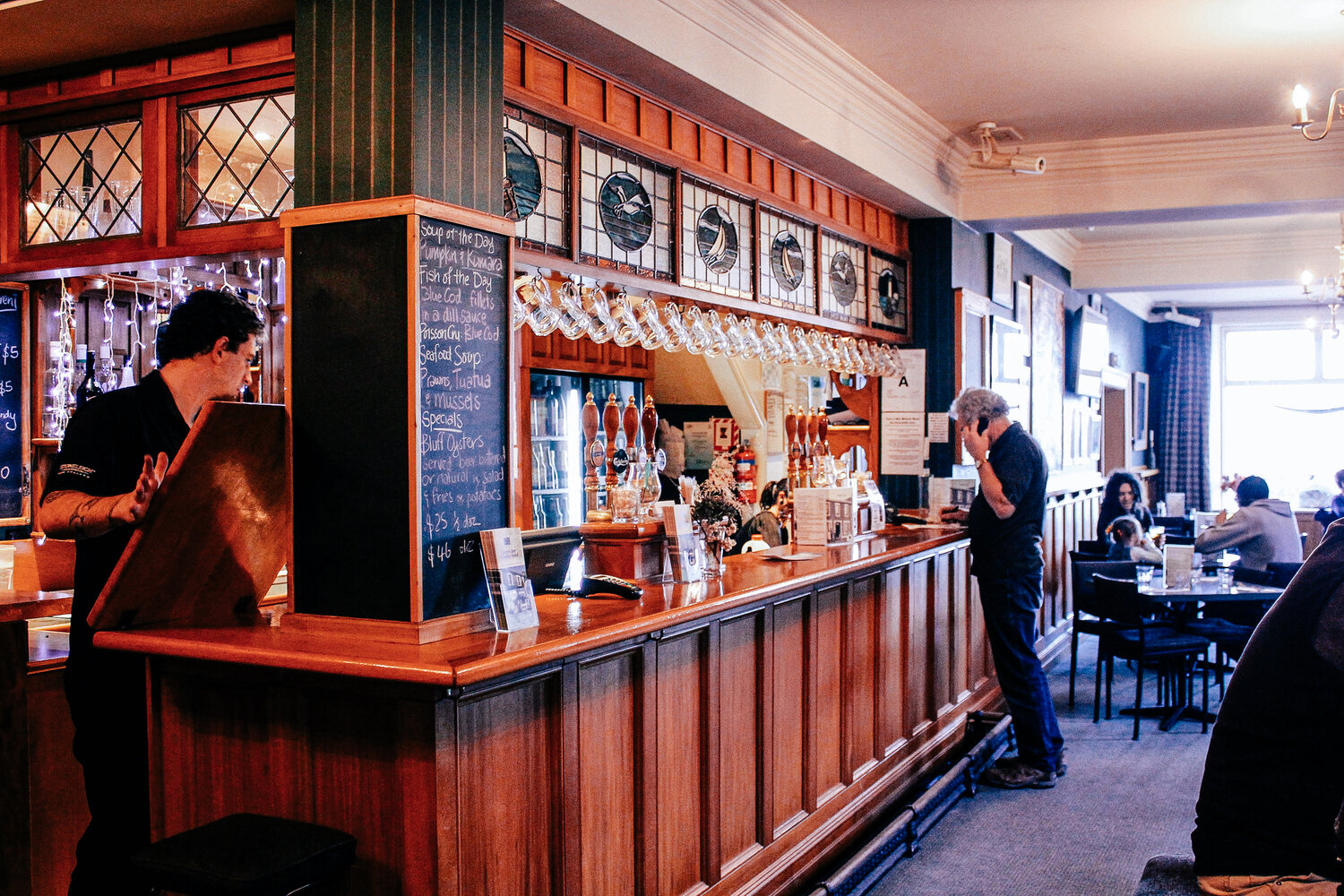 careys-bay-hotel-2.jpg Carey’s Bay Hotel