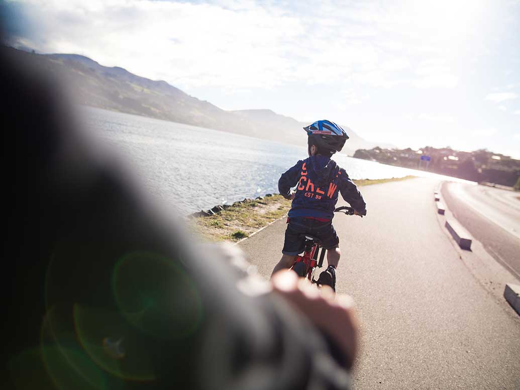 Hooning around Otago Harbour 