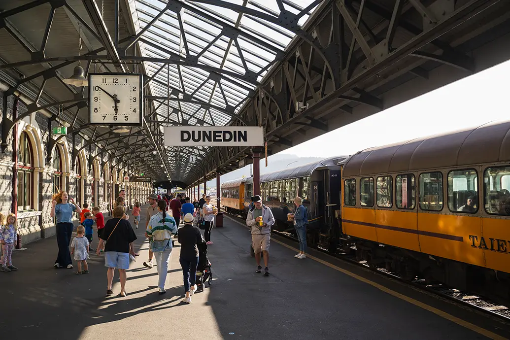 Dunedin Railway Station 