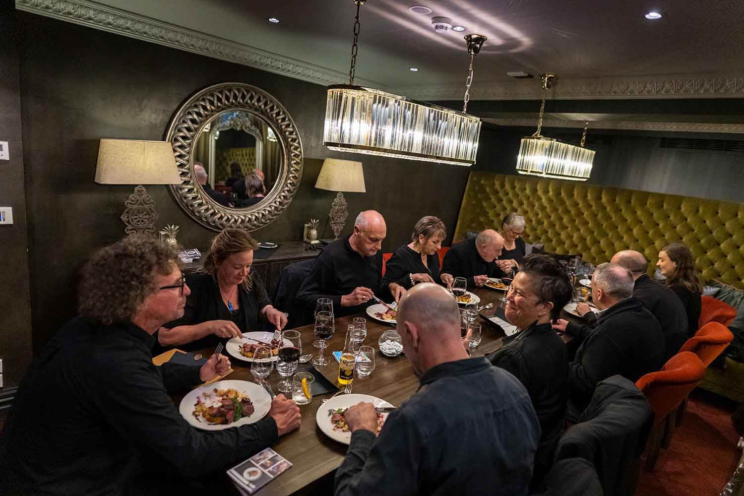 Dining Vaults at Distinction Hotel Dining Vaults at Distinction Hotel