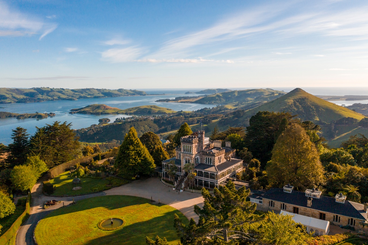 Larnach Royal Treatment Larnach Royal Treatment